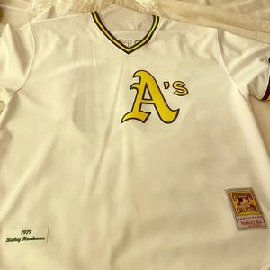 Excellent condition Oakland A’s Jersey